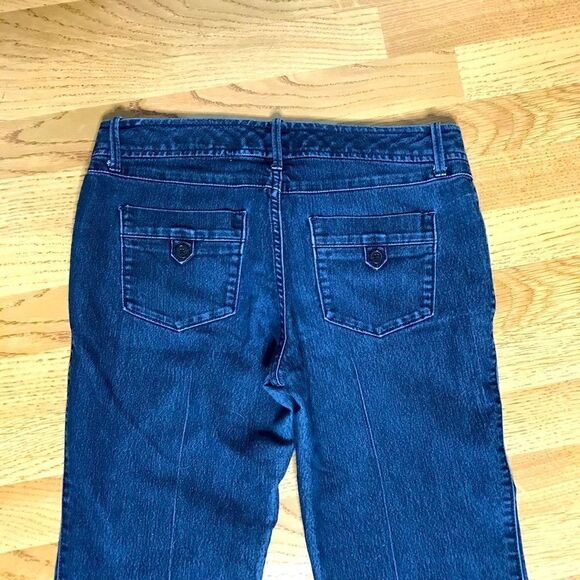 Trendy Banana Republic Flare Leg Style Jeans - Picture 3 of 12